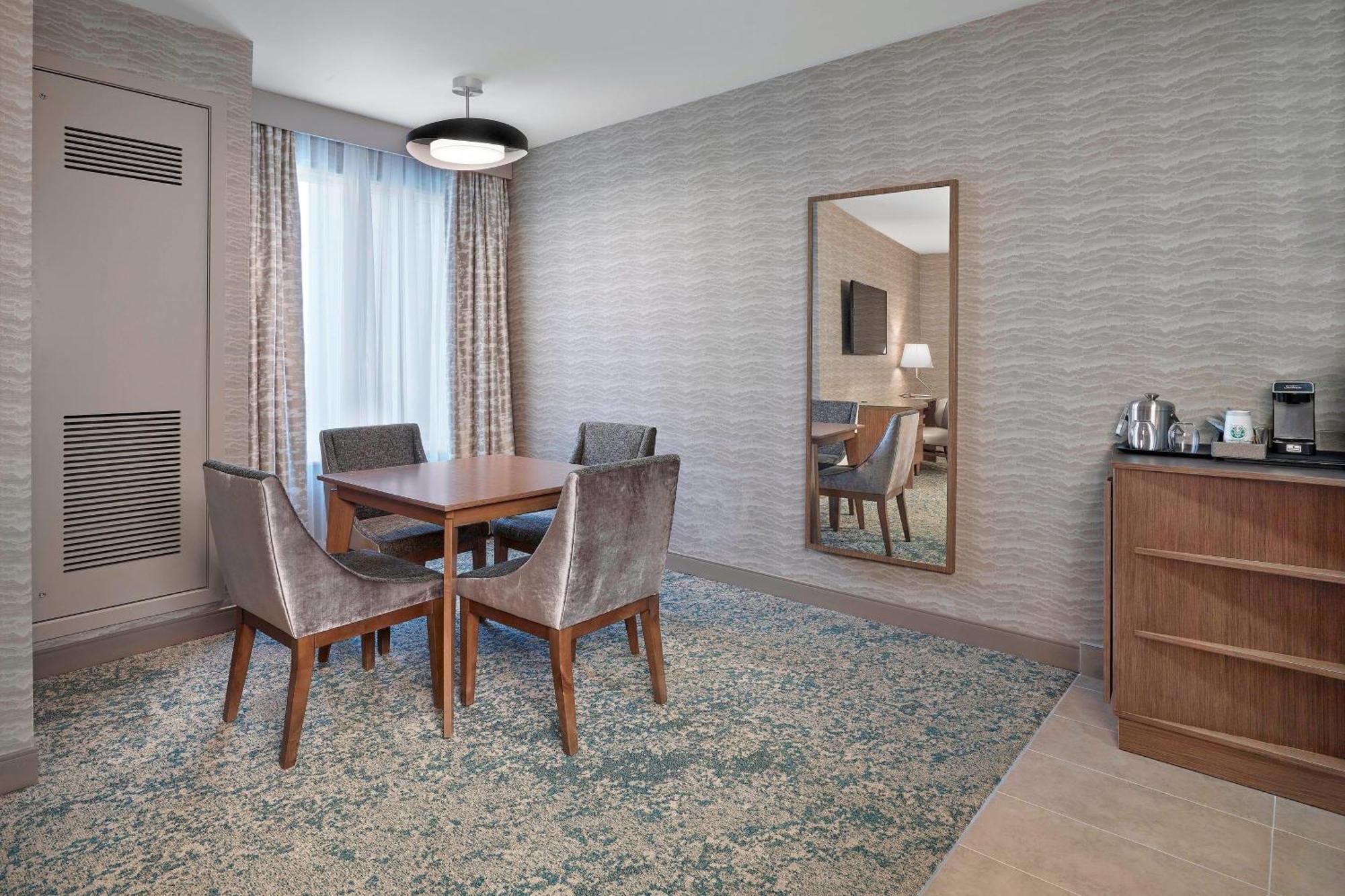 The Westin Airport 4* Calgary